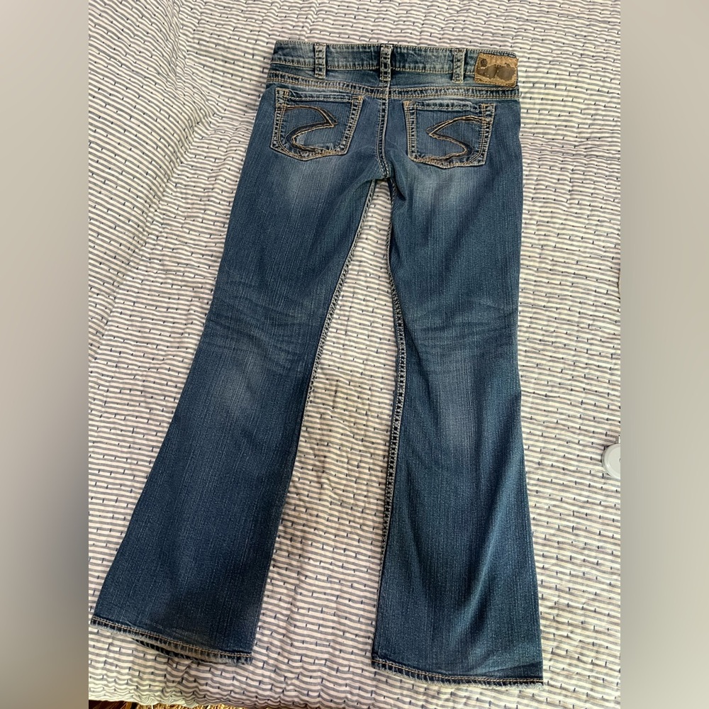 Silver Frances Low-rise Jeans Dark Blue slight Flare Leg Denim